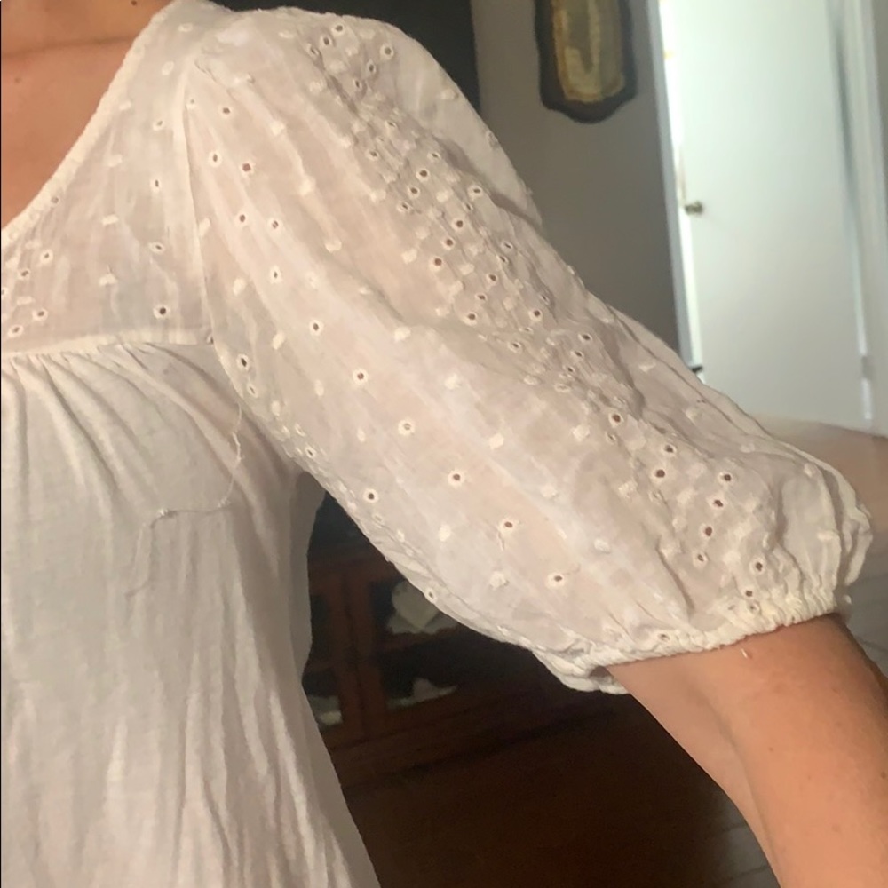 White shirt - Picture 6 of 6